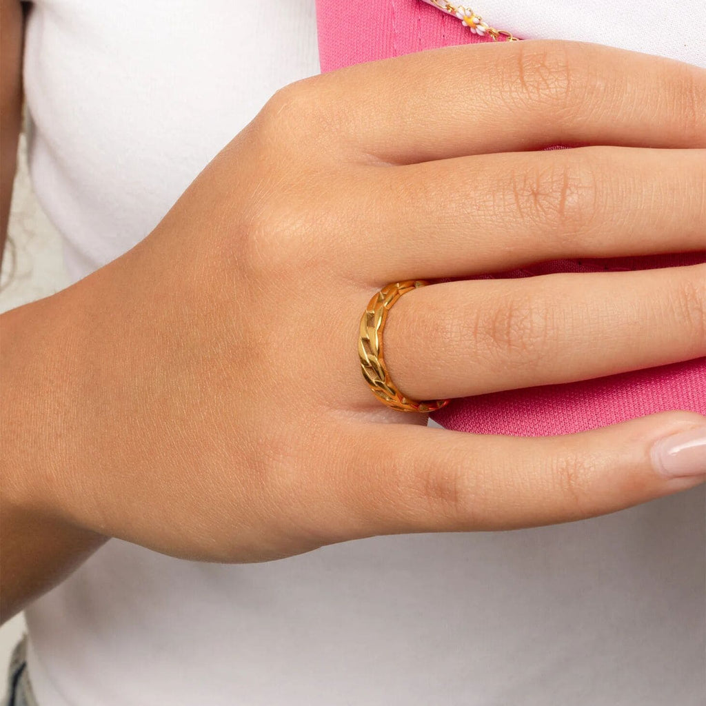 Link — Cuban Ring